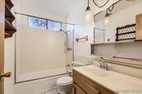 Bath - 7578 Pine Blvd, Pine Valley, CA 91962 photo 3 of 3