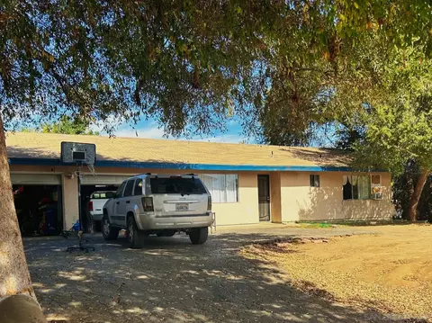 772 E Vista Way, Vista, CA 92084 photo 5