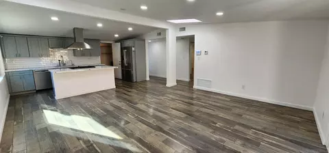 Living - 441 E Naples St, Chula Vista, CA 91911 photo 3 of 4