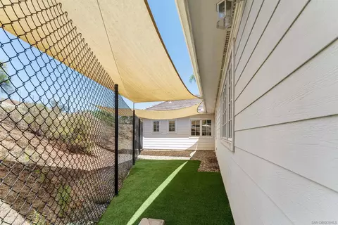 Exterior - 3187 Rancho Del Sol, Escondido, CA 92025 photo 6 of 8