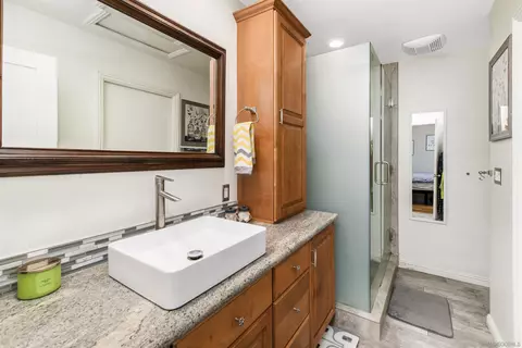 Bath - 982 E Main St #C, El Cajon, CA 92021 photo 2 of 3