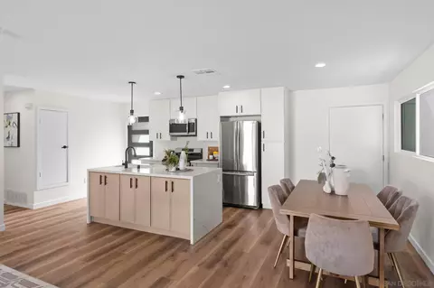 Kitchen - 9470 Lake Canyon Rd, Santee, CA 92071 photo 1 of 2
