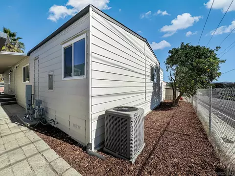 206 Bright Creek Ln, Oceanside, CA 92056 photo 42