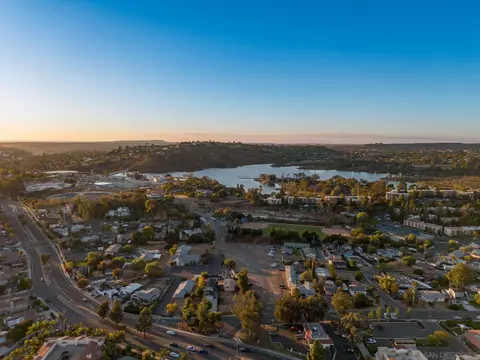 View/Area - 5486 Wellesley St W, La Mesa, CA 91942 photo 5 of 14
