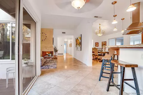 Entry Way - 5486 Wellesley St W, La Mesa, CA 91942 photo 5 of 7