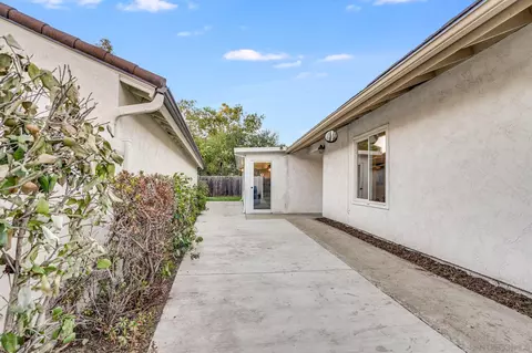 Exterior - 5486 Wellesley St W, La Mesa, CA 91942 photo 13 of 16