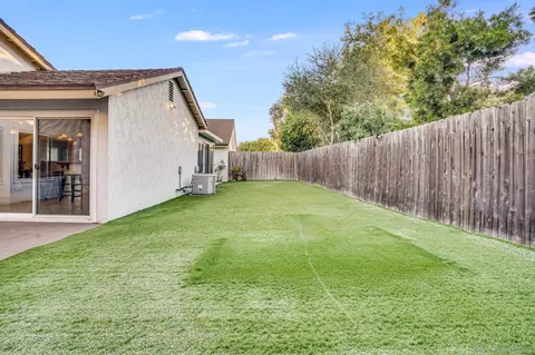 Exterior - 5486 Wellesley St W, La Mesa, CA 91942 photo 5 of 16