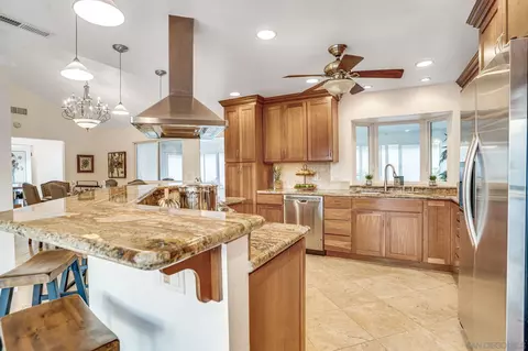Kitchen - 5486 Wellesley St W, La Mesa, CA 91942 photo 2 of 7