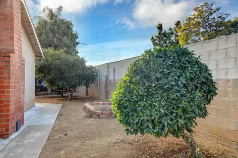 Exterior - 1292 Sorrento Pl, Escondido, CA 92027 photo 6 of 12