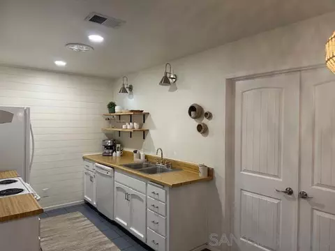 Kitchen - 1292 Sorrento Pl, Escondido, CA 92027 photo 1 of 4