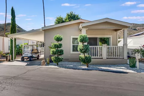 8975 Lawrence Welk Dr #SPC 90, Escondido, CA 92026