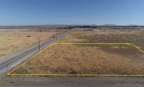 00 E Ave H #11, Lancaster, CA 93535 photo 17