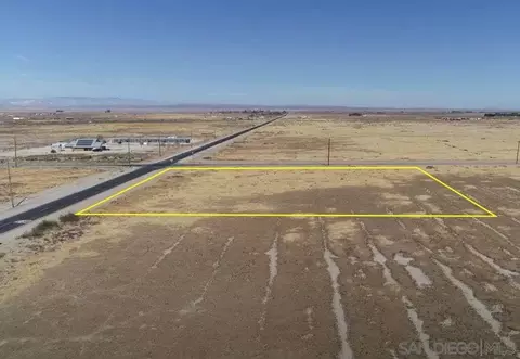 00 E Ave H #11, Lancaster, CA 93535 photo 11