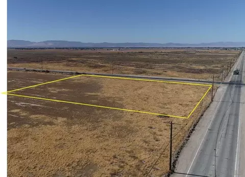 00 E Ave H #11, Lancaster, CA 93535 photo 20