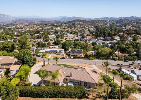 View/Area - 9116 Paradise Park Dr, Lakeside, CA 92040 photo 8 of 10