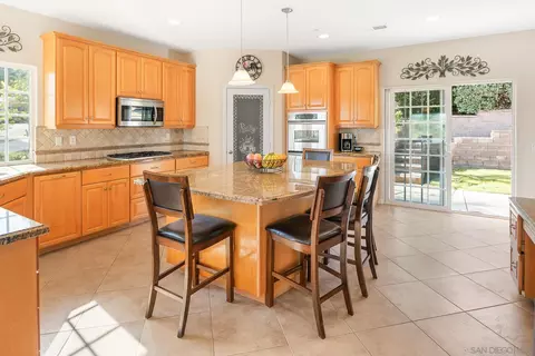 Kitchen - 9116 Paradise Park Dr, Lakeside, CA 92040 photo 1 of 5