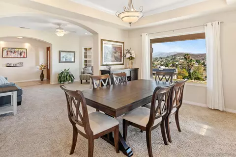 Dining - 9116 Paradise Park Dr, Lakeside, CA 92040 photo 2 of 3