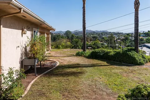 Exterior - 9116 Paradise Park Dr, Lakeside, CA 92040 photo 6 of 10