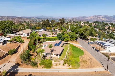 View/Area - 9116 Paradise Park Dr, Lakeside, CA 92040 photo 6 of 10