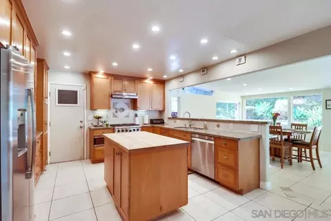 Kitchen - 11116 Morning Dove, Lakeside, CA 92040 photo 1 of 3