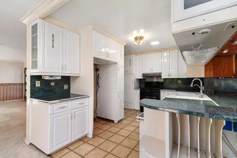 9550 Gregory St, La Mesa, CA 91942 photo 12