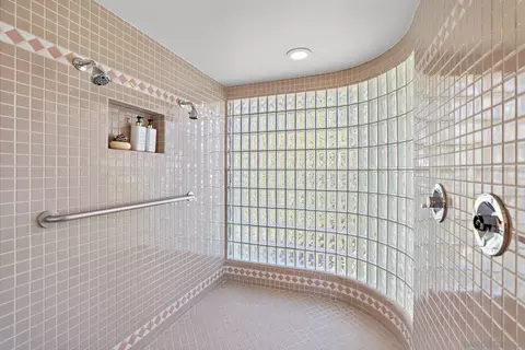 550 Gravilla St, La Jolla, CA 92037 photo 33
