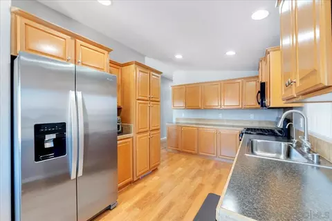 Kitchen - 9500 Harritt Rd #72, Lakeside, CA 92040 photo 2 of 4