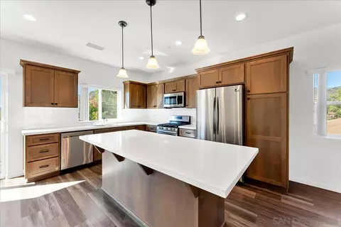 230 W Noakes Sts, El Cajon, CA 92019 photo 7