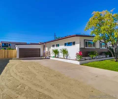 1086 Victor St, El Cajon, CA 92021 photo 2