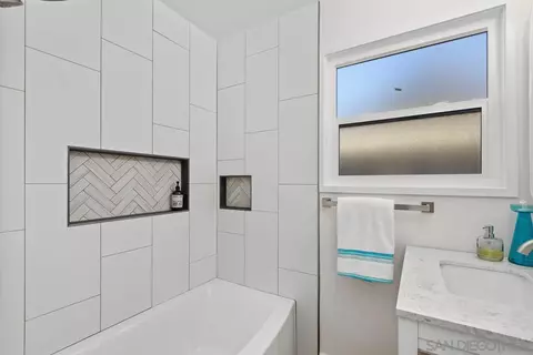Bath - 9049 Gorge Ave, Santee, CA 92071 photo 2 of 4
