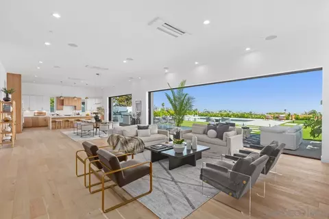Living - 2223 Via Media, La Jolla, CA 92037 photo 1 of 4