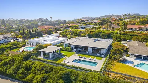 View/Area - 2223 Via Media, La Jolla, CA 92037 photo 4 of 8