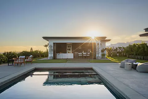 Exterior - 2223 Via Media, La Jolla, CA 92037 photo 10 of 17