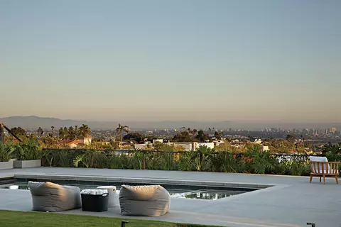 Exterior - 2223 Via Media, La Jolla, CA 92037 photo 12 of 17