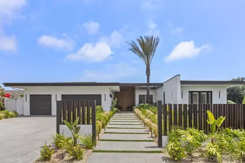 Exterior - 2223 Via Media, La Jolla, CA 92037 photo 3 of 17
