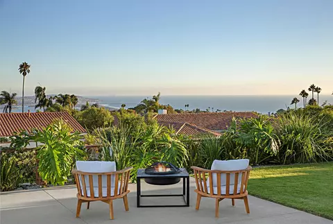 View/Area - 2223 Via Media, La Jolla, CA 92037 photo 1 of 8