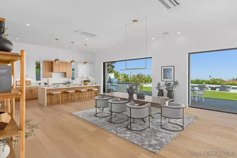 Dining - 2223 Via Media, La Jolla, CA 92037 photo 1 of 2