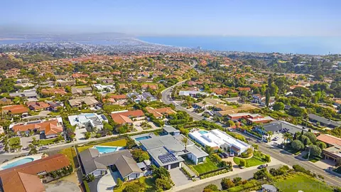 View/Area - 2223 Via Media, La Jolla, CA 92037 photo 5 of 8