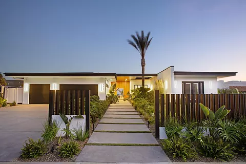 Exterior - 2223 Via Media, La Jolla, CA 92037 photo 16 of 17