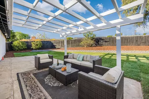 Exterior - 9531 W Hartland Cir, Santee, CA 92071 photo 3 of 9