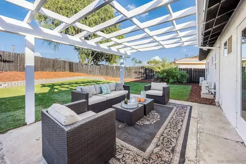 Exterior - 9531 W Hartland Cir, Santee, CA 92071 photo 2 of 9