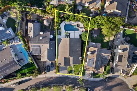 View/Area - 1314 Condor Ct, Encinitas, CA 92024 photo 10 of 15