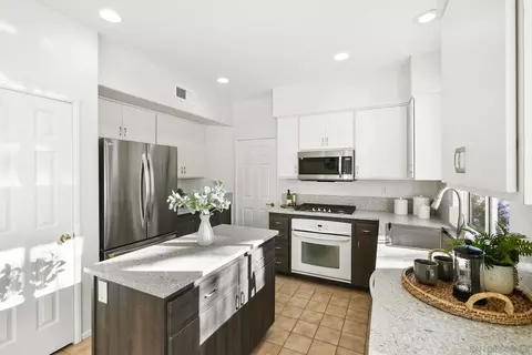 Kitchen - 12866 Poway Oaks Dr, Poway, CA 92064 photo 2 of 7