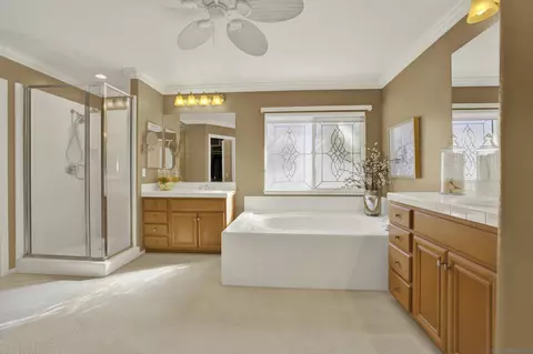 Bath - 6745 Tea Tree St, Carlsbad, CA 92011 photo 1 of 6