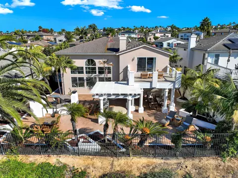 View/Area - 6745 Tea Tree St, Carlsbad, CA 92011 photo 2 of 11