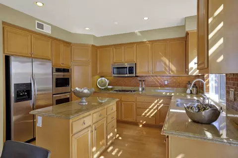 Kitchen - 6745 Tea Tree St, Carlsbad, CA 92011 photo 2 of 4