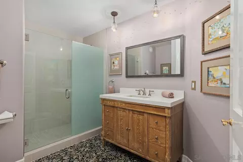 Bath - 390 E Glaucus St, Encinitas, CA 92024 photo 3 of 3