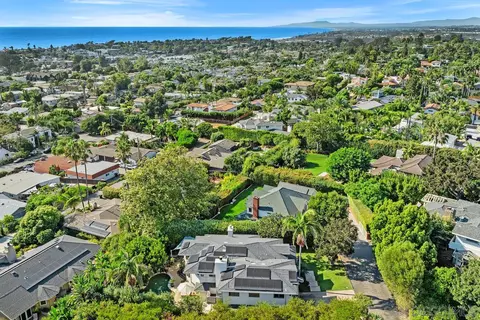 View/Area - 390 E Glaucus St, Encinitas, CA 92024 photo 4 of 5