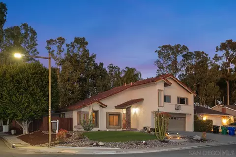 4702 Calle De Vida, San Diego, CA 92124