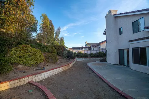 Exterior - 1320 Clear Crest Cir, Vista, CA 92084 photo 13 of 17
